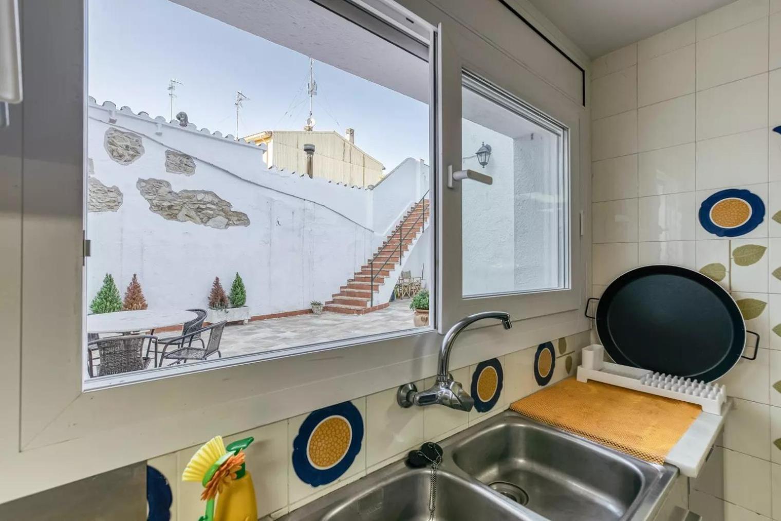 Can Mateuet - House Rental By Season Llagostera Kültér fotó